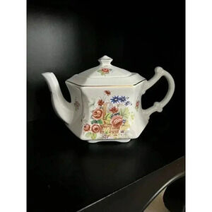 Vintage Kerewek English Teapot, Ironstone